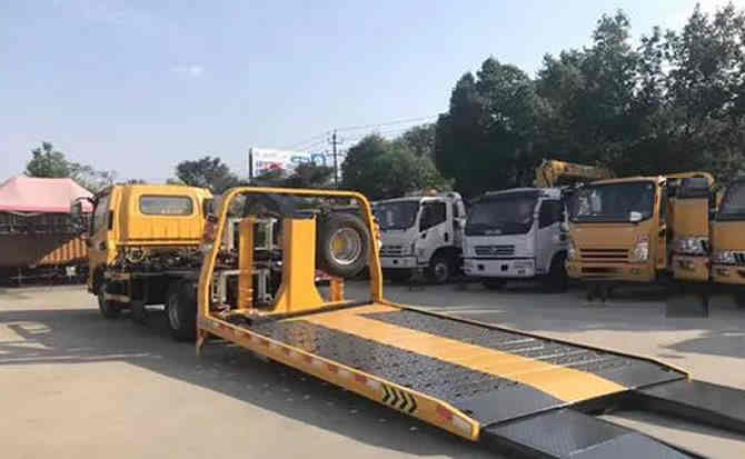 盐亭汽车中途维修案例
